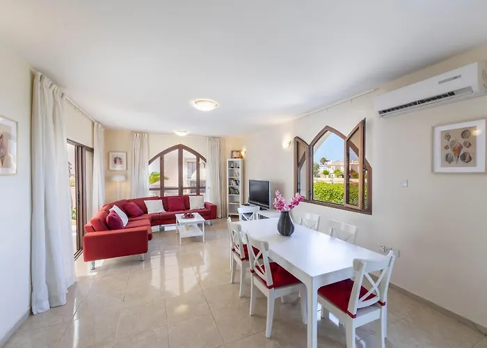 Elena 3 Villa Protaras